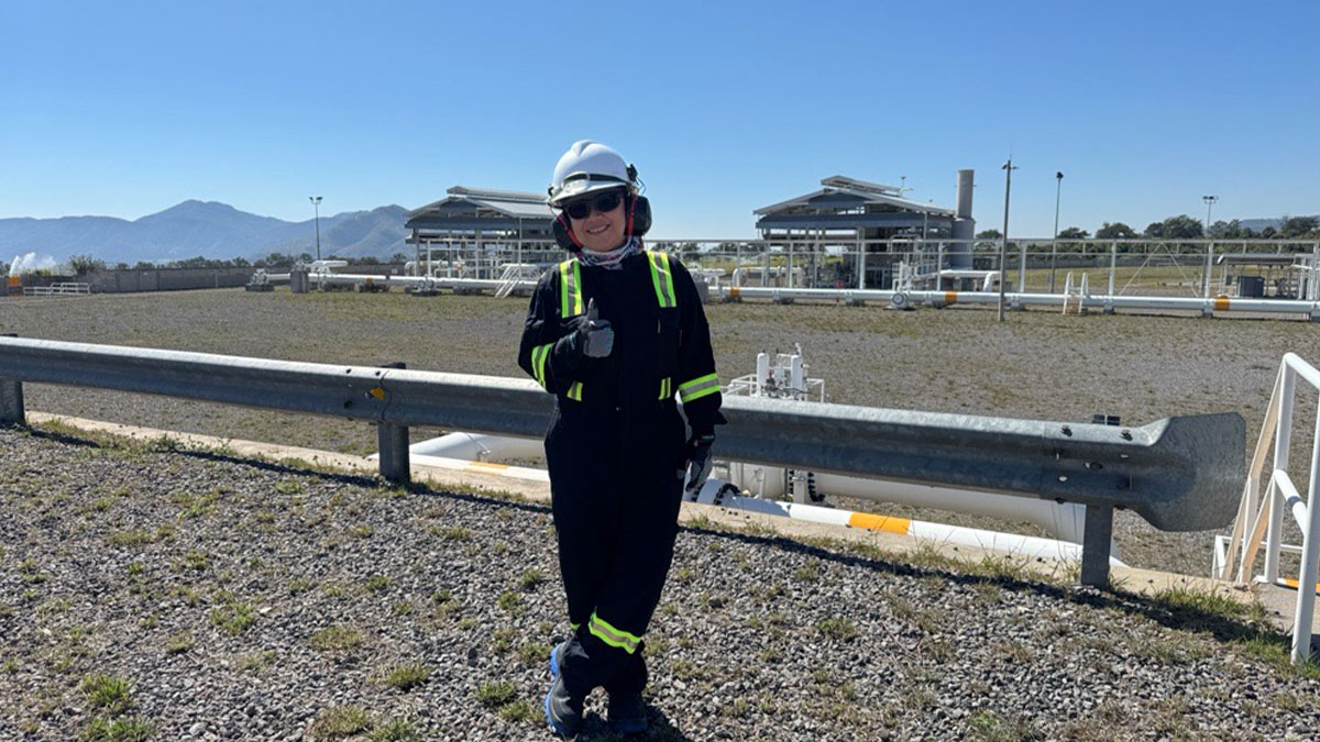 A Evelyn le apasiona el sector energético por su capacidad de transformar el mundo.
